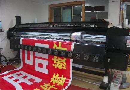 赤壁喷绘广告分辨率是多少？